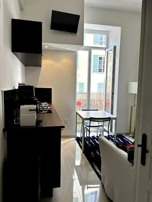 Vue Sur Le Port Lympia Charmant Studio Apartment Nice