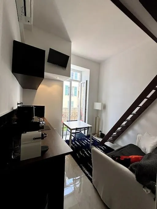 Appartement Vue Sur Le Port Lympia Charmant Studio à Nice