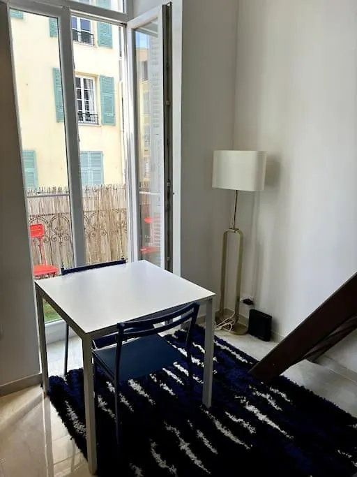 Appartement Vue Sur Le Port Lympia Charmant Studio à Nice France