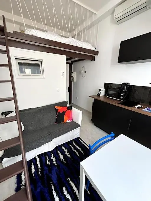 Appartement Vue Sur Le Port Lympia Charmant Studio à Nice